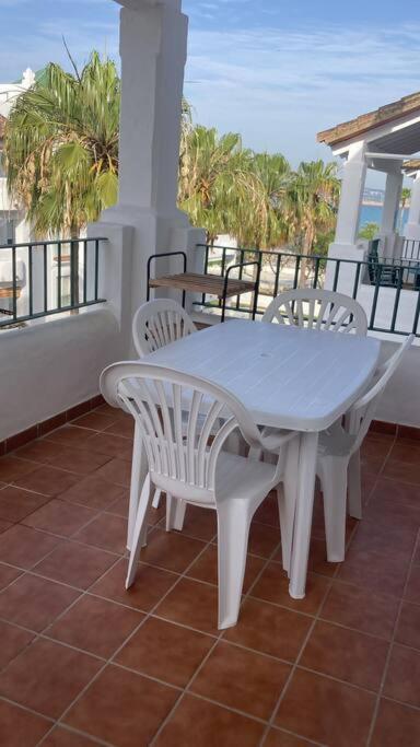 Apartamento A Pie De Playa Con Parking Privado Rota Exterior foto